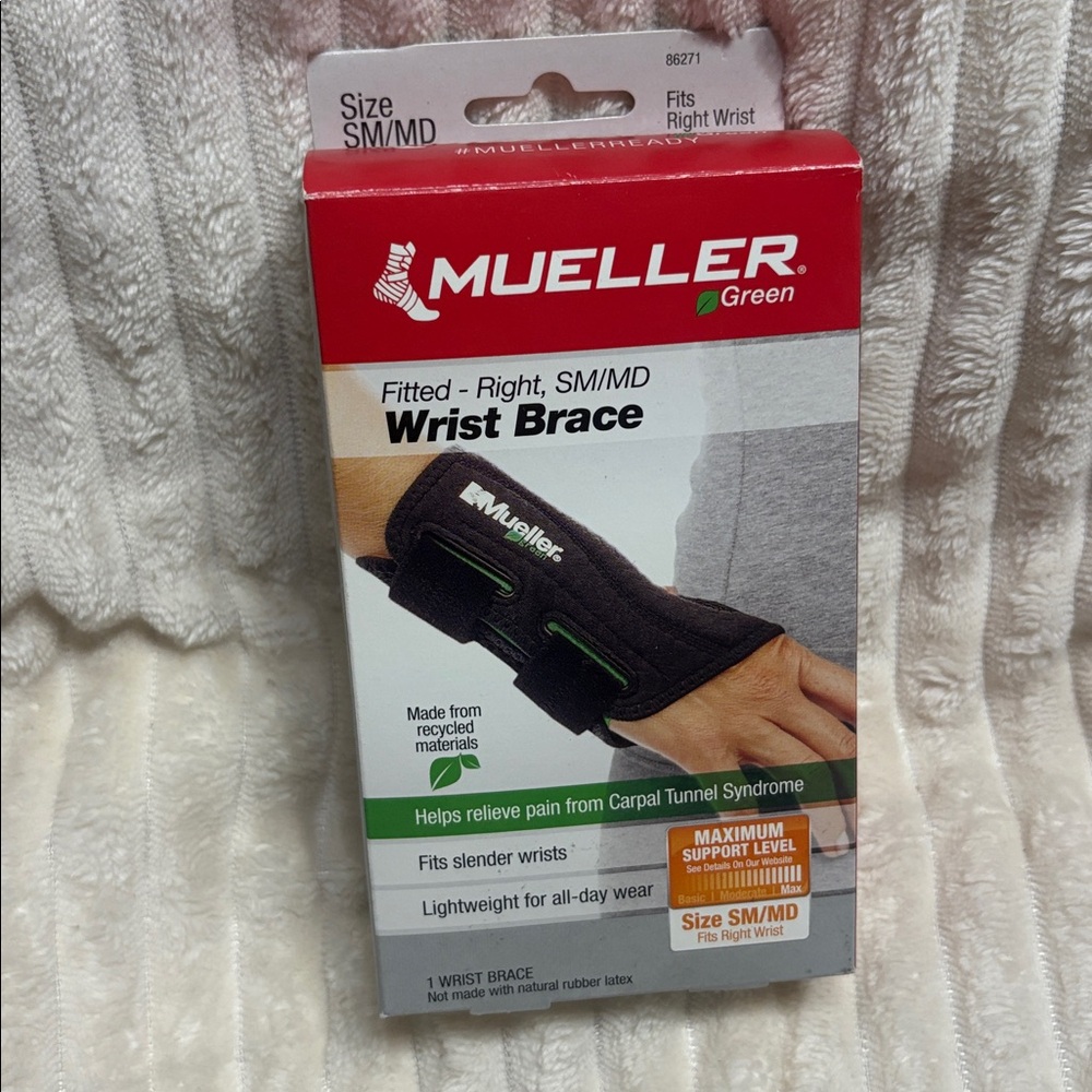 NEW 🆕 Mueller “Green” Black Wrist Brace